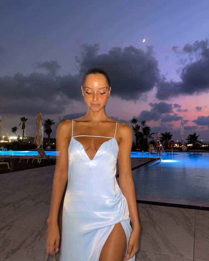 about - neta alchimister 70